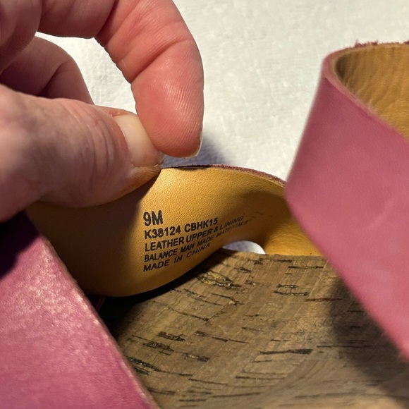 Koral-Ease Rose Pink Ava Platform Wedges, Sz 9 - Picture 5 of 5